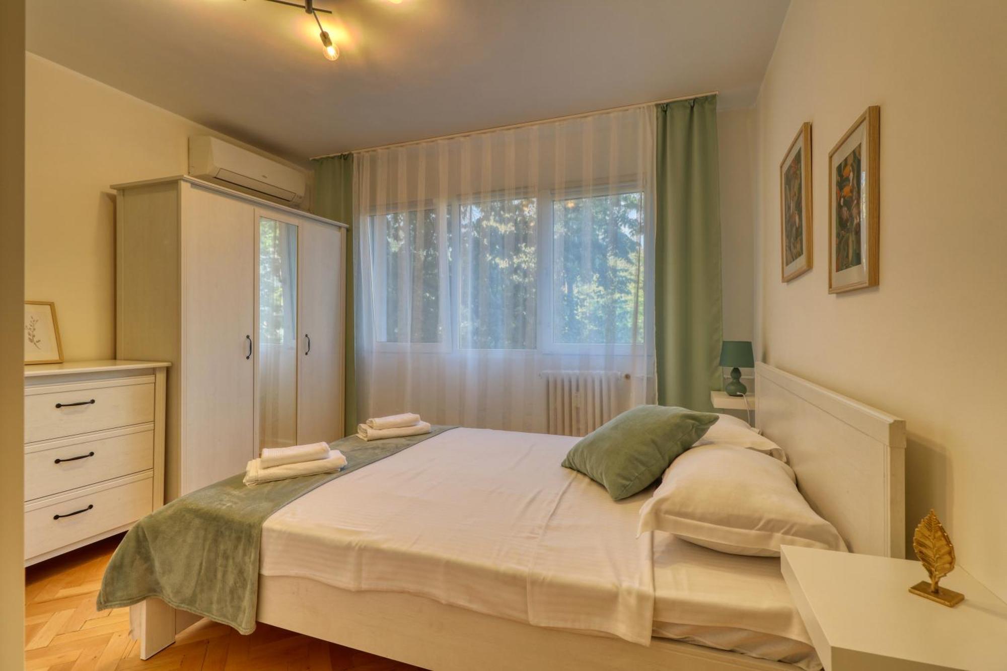 בוקרשט Quito Apartment - Stylish & Quiet מראה חיצוני תמונה